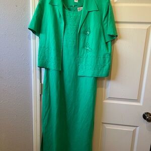 Jessica Howard Emerald Green Two-Piece Maxi Dress Set
